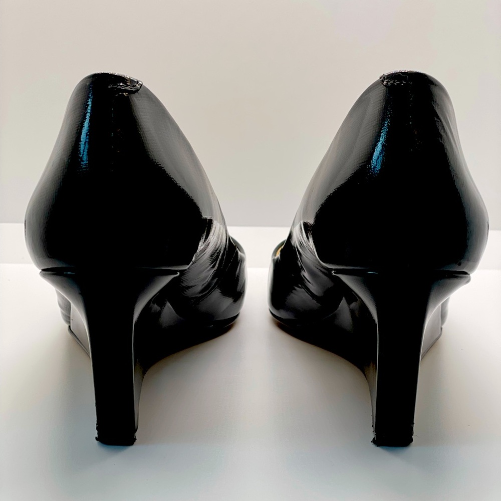 DVF Diane Von Furstenberg Black Wedges 37.5